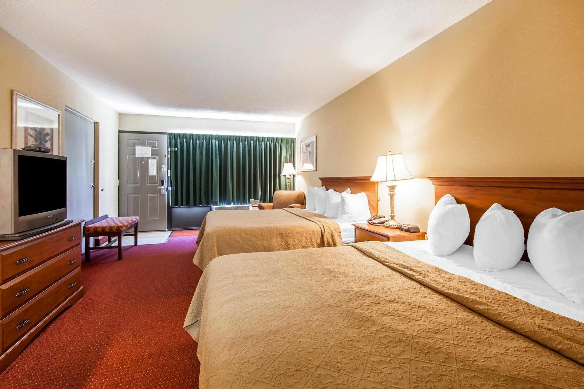 Quality Inn Kodak Sevierville Екстериор снимка